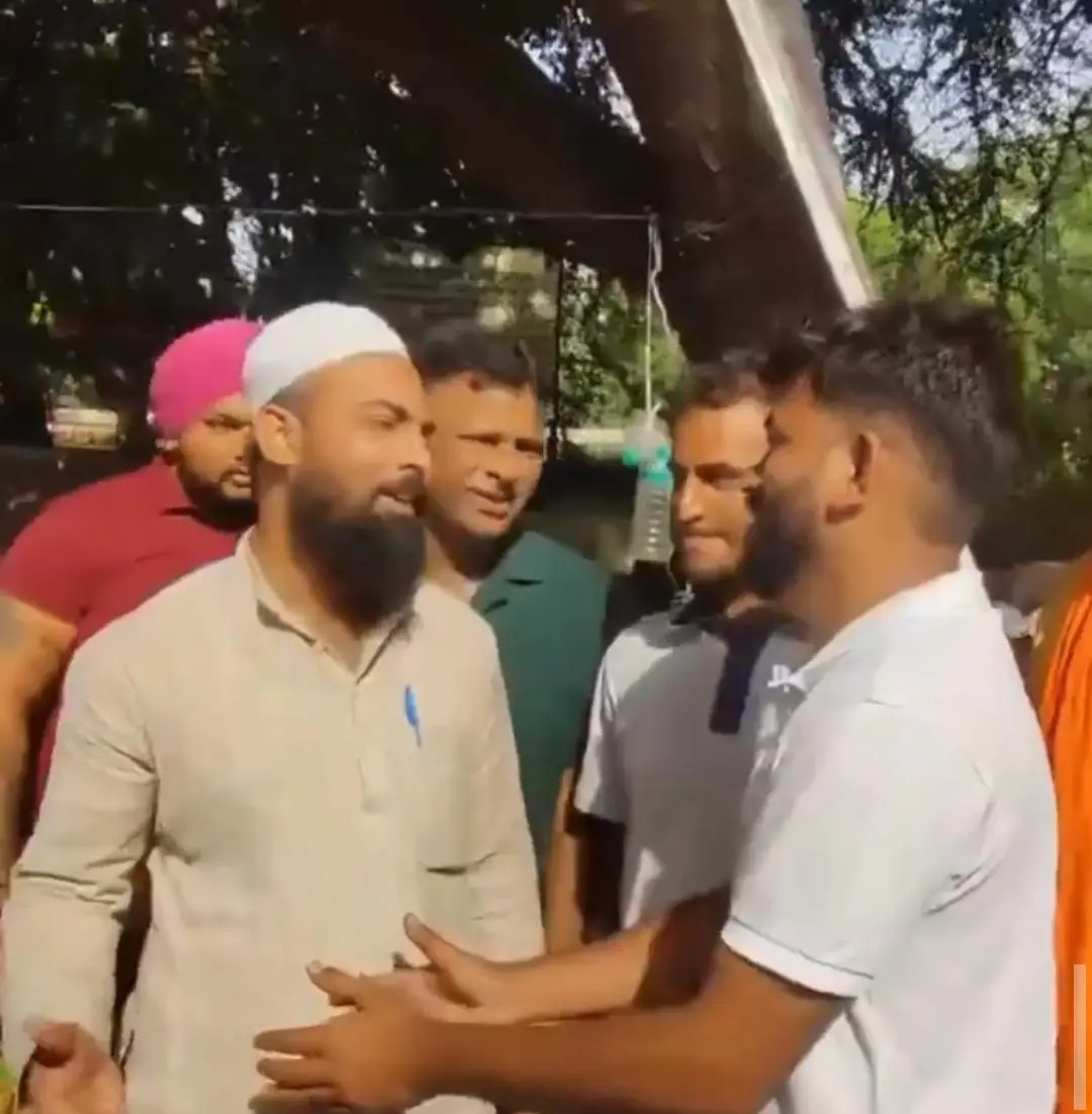 जंतर-मंतर पर CJP का धरना तीसरे दिन भी जारी, पानी न होने के बावजूद प्रदर्शनकारियों ने डटे रहने का लिया संकल्प